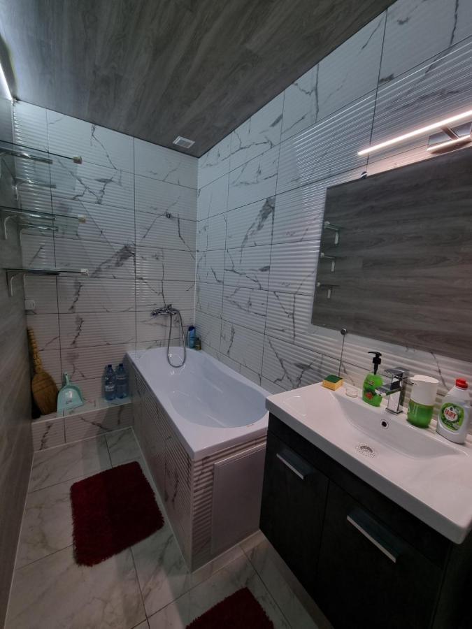 Apartamento Штефан64 Chisináu Exterior foto
