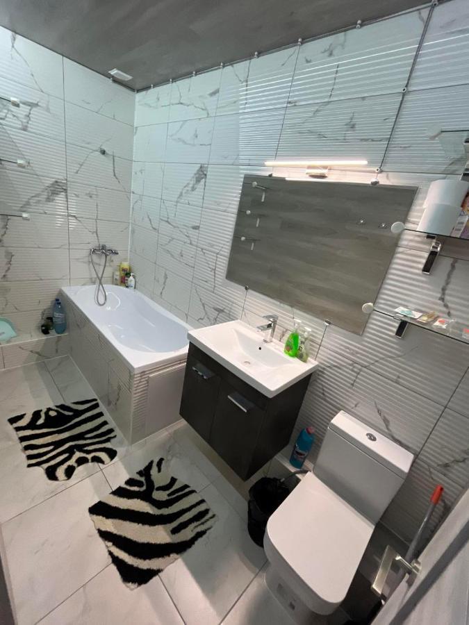 Apartamento Штефан64 Chisináu Exterior foto